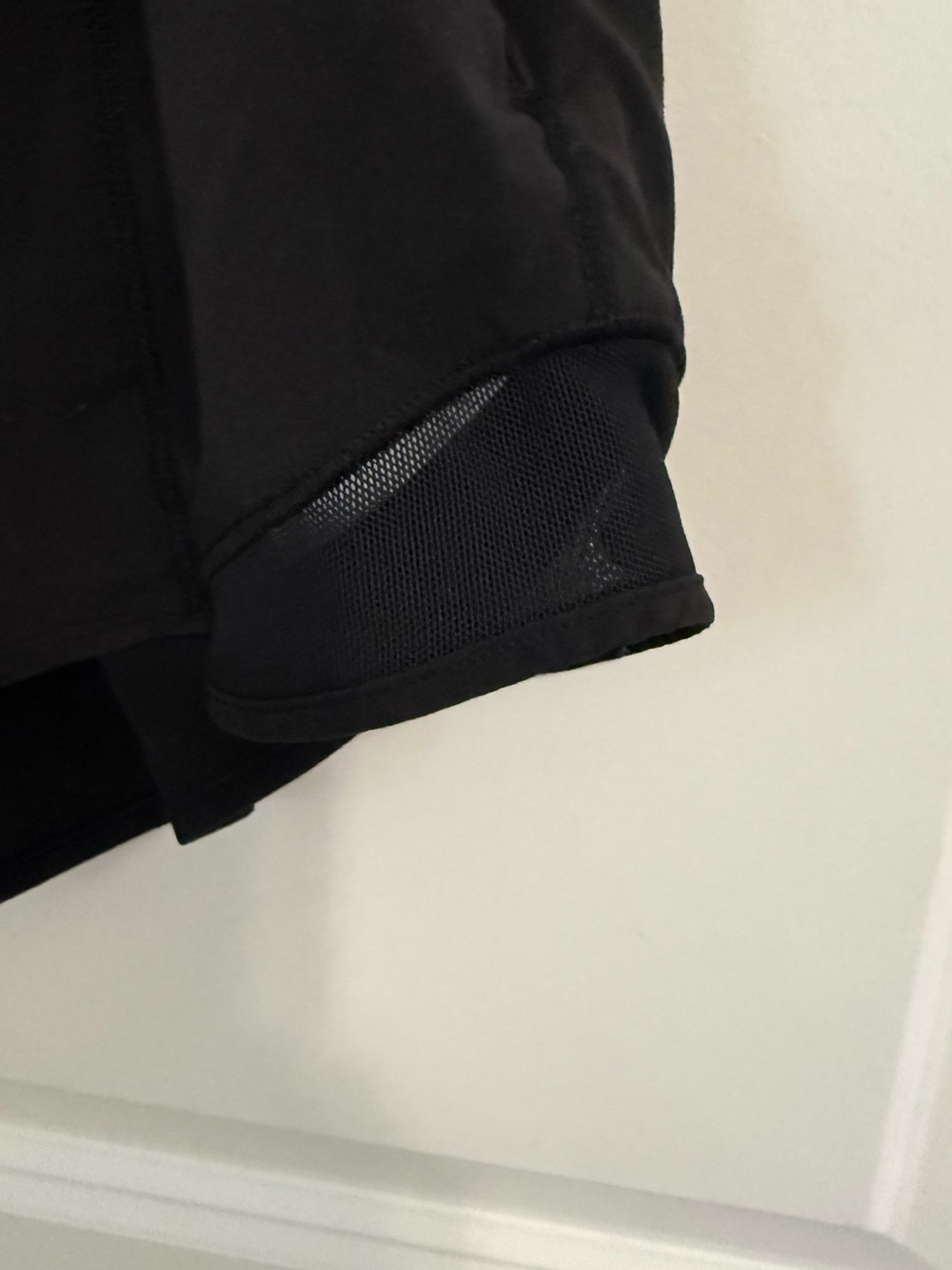 Lululemon Hotty Hot Athletic Black Running Sports Shorts with Reflective Logo - Picture 4 of 7
